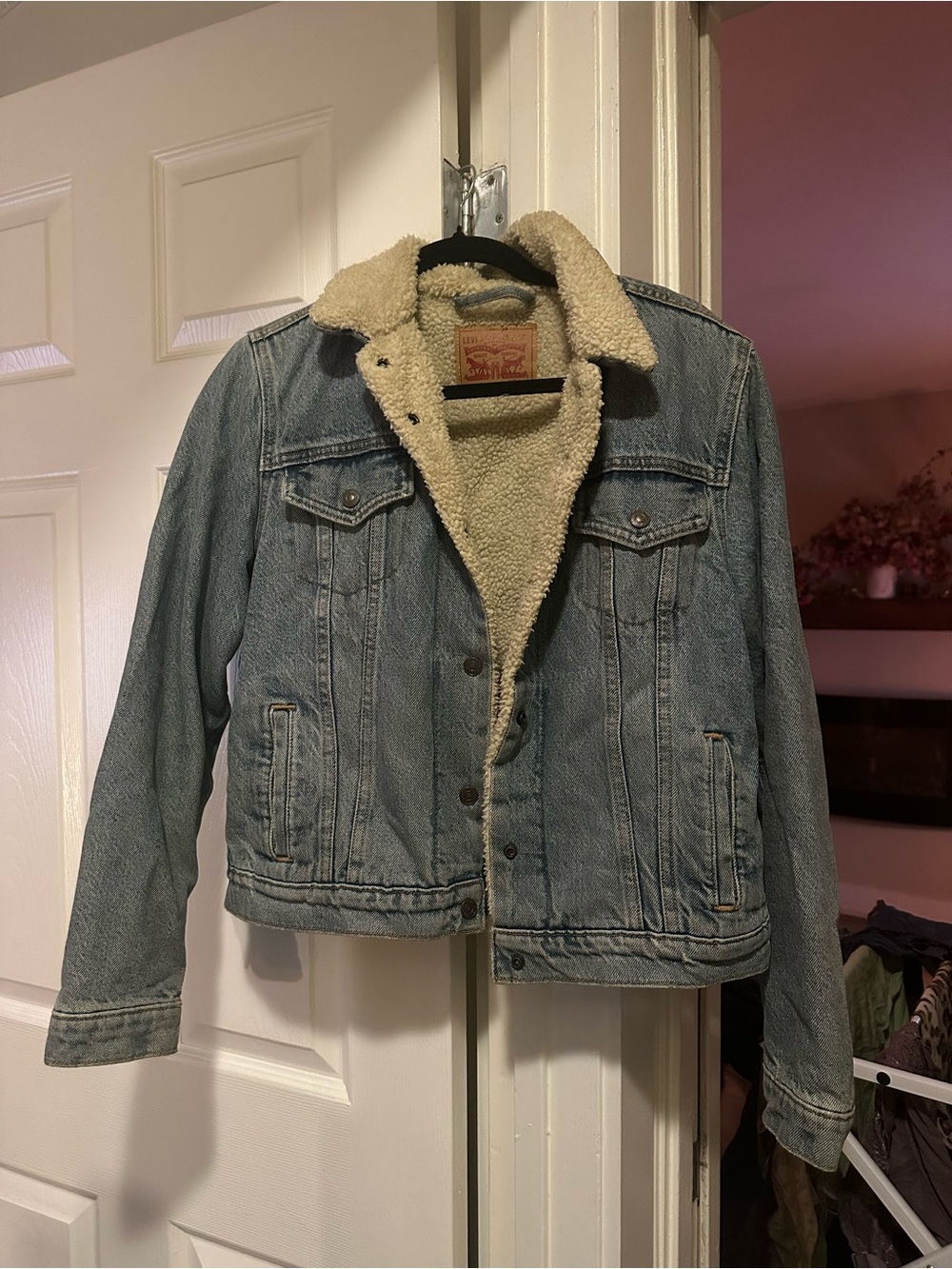 Levi’s Sherpa Lined Denim Trucker Jacket L women’s